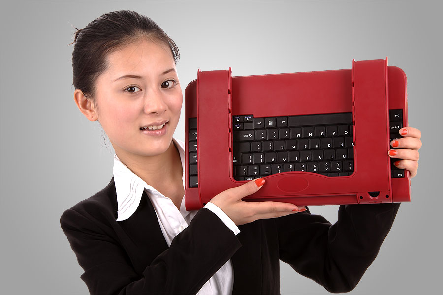 五川網絡拍攝的模特展示產品